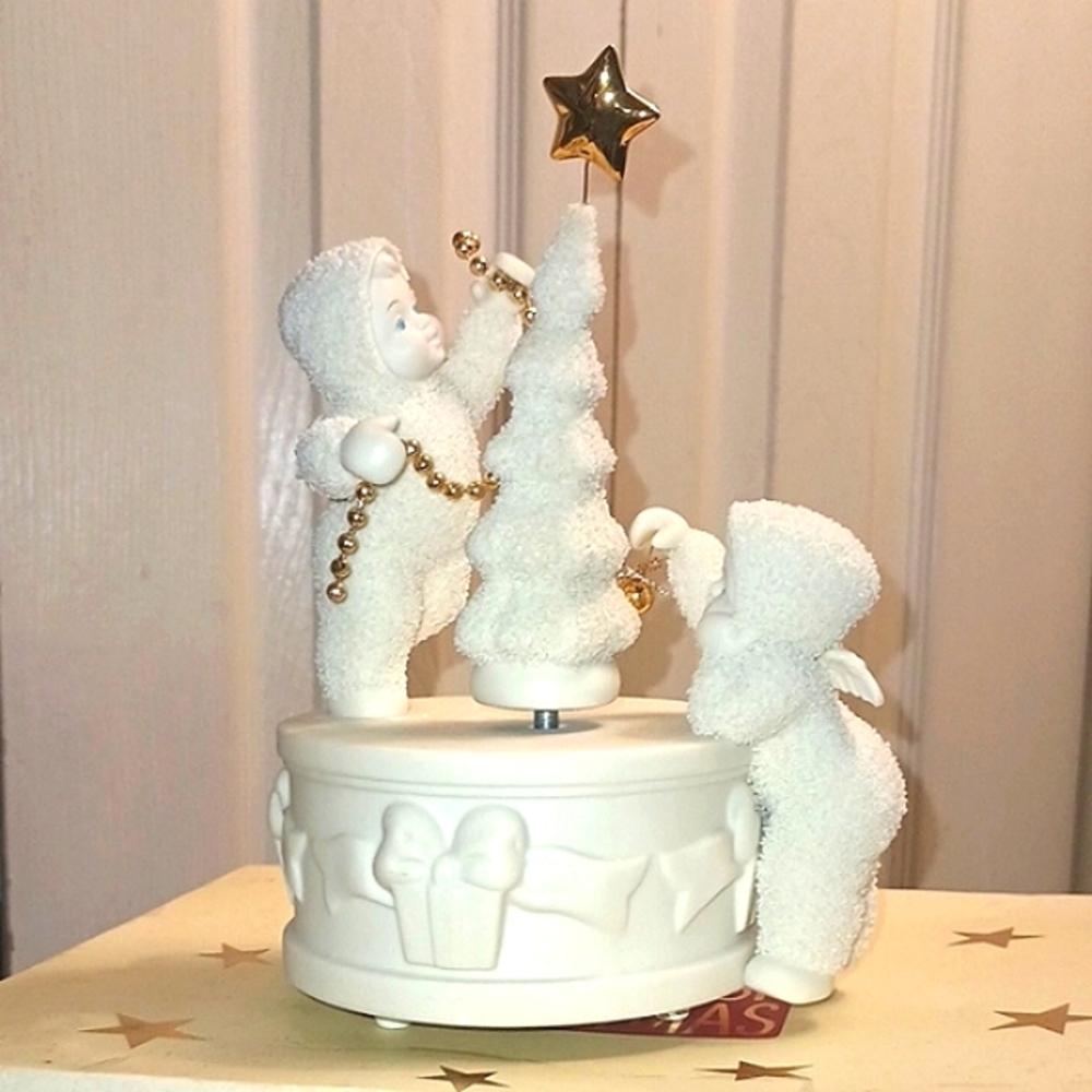 Snowbabies Dept 56 O Christmas Tree Music Box 2001
